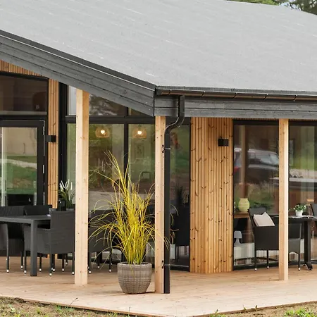 Semesterbostad Beautiful In With Sauna